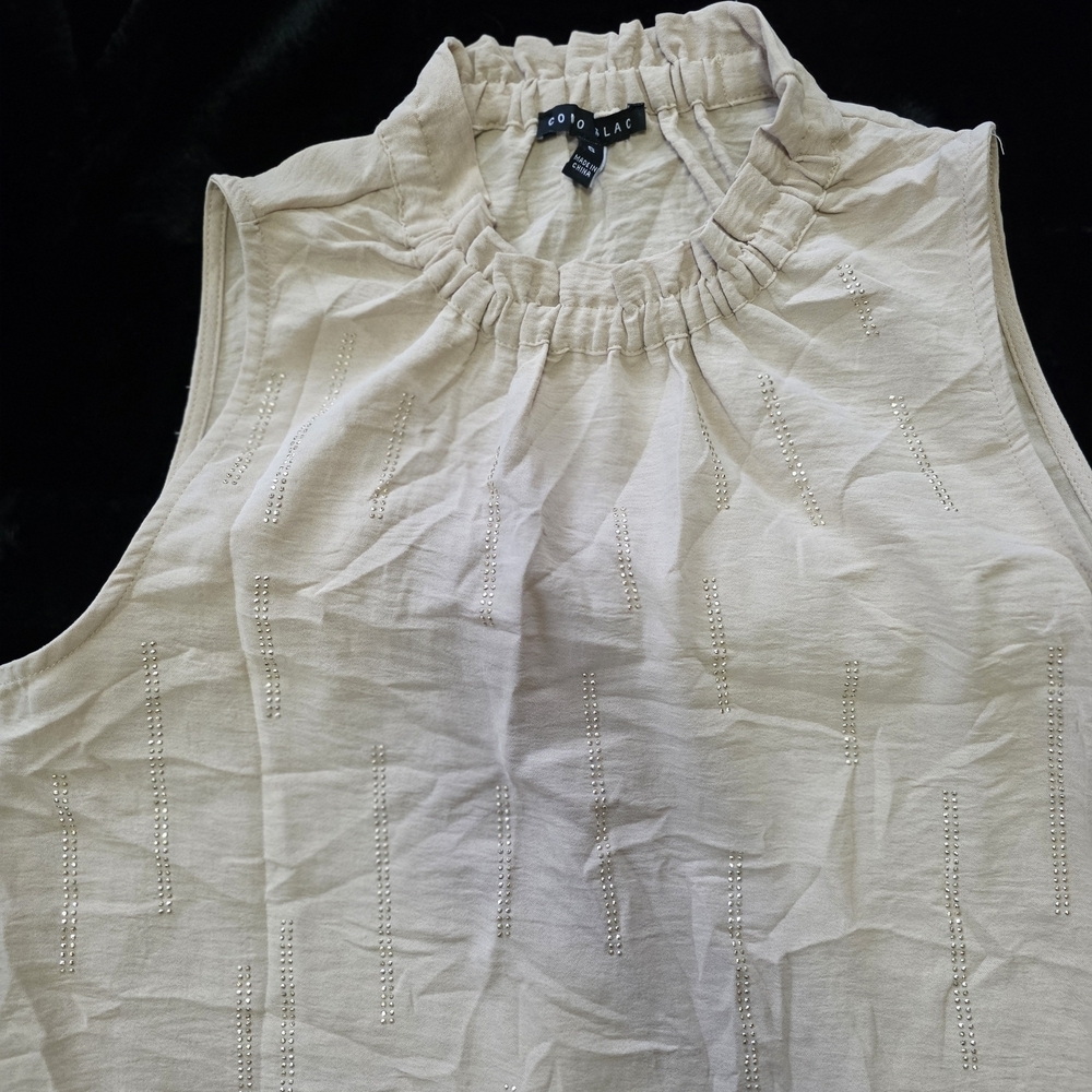 Elegant Cream Sleeveless Tank Top - Picture 4 of 6